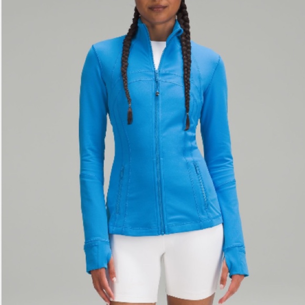 define jacket in poolside